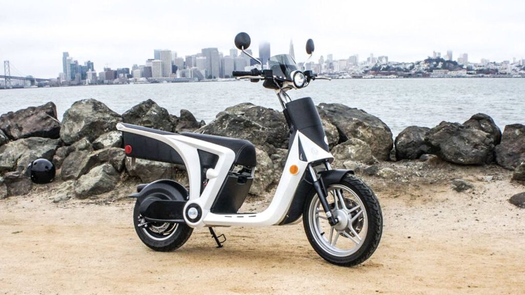 GenZe, la nueva era de las motos eléctricas de Peugeot