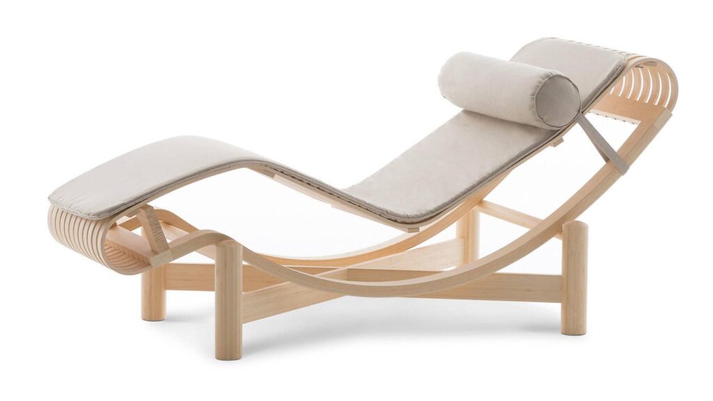 La chaise longue 'Tokyo', de bambú, creada por Charlotte Periand