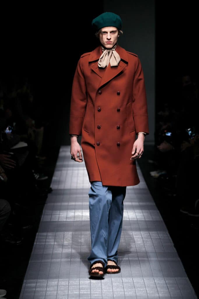  Look de Gucci por Alessandro Michele de su colección FW 2015.