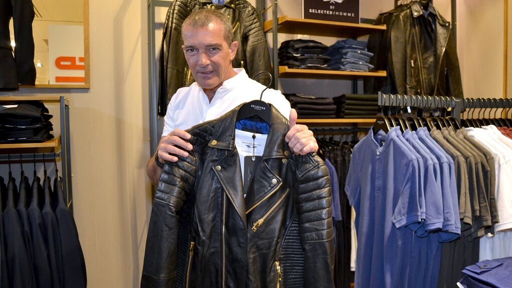 Antonio Banderas arrasa con su colección de ropa