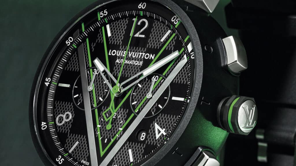 Elegancia y energía creativa en el nuevo Tambour Graphite Race de Louis Vuitton