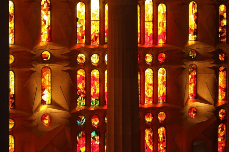 Detalle de las vidrieras de la Basílica.