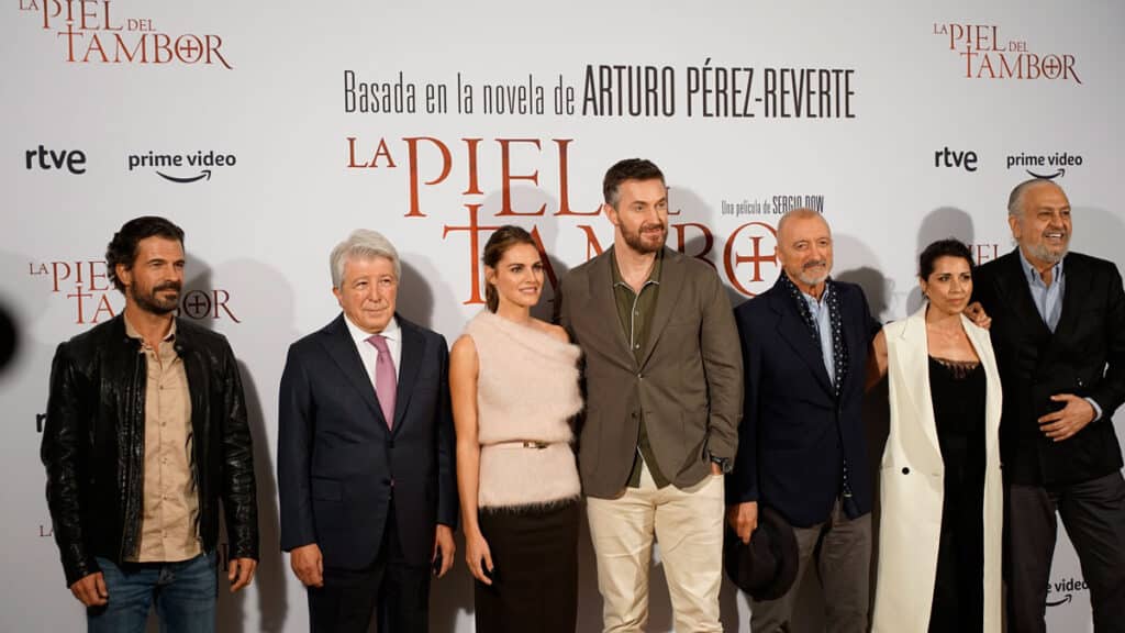 La narrativa de Pérez-Reverte vuelve al cine con 'La piel del tambor'