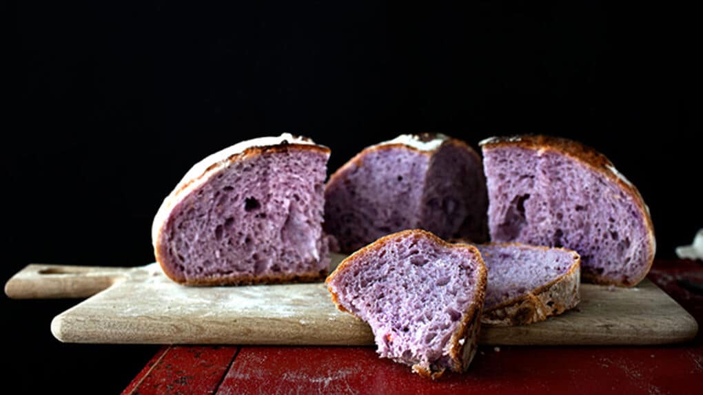 Pan morado, nuevo alimento contra el cáncer