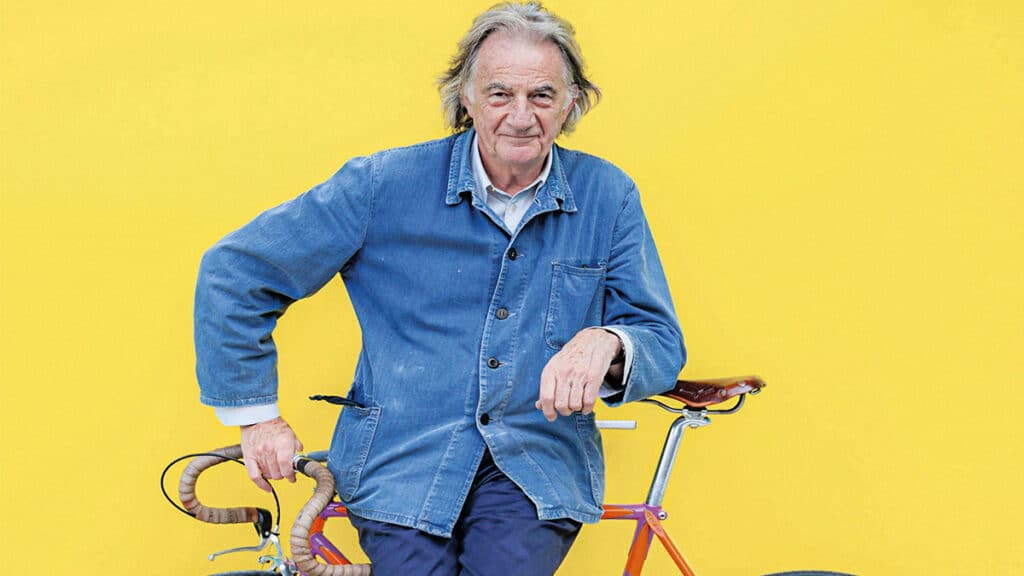 La carrera hacia el color: Paul Smith celebra 50 años en la moda