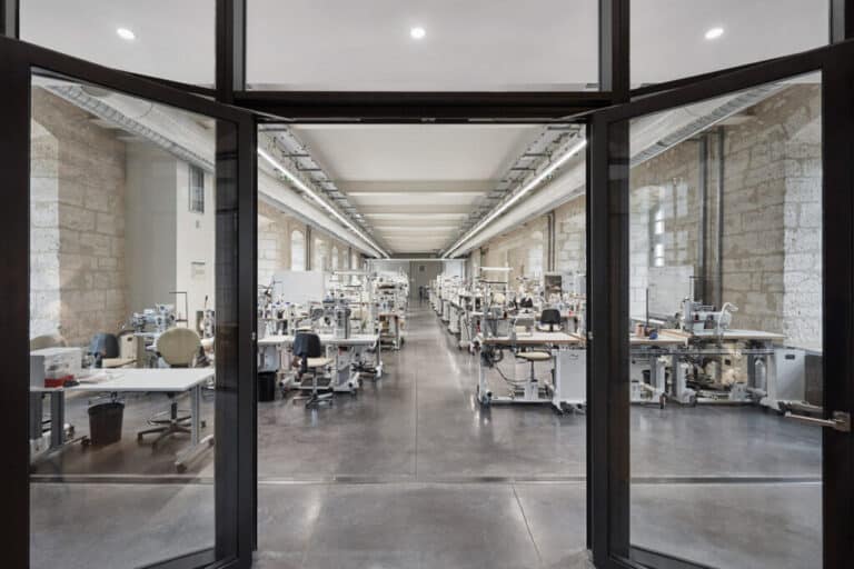 Segunda planta de los nuevos talleres de Louis Vuitton.