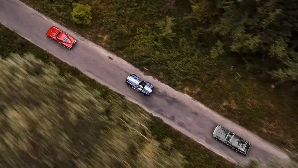 Celebrar el diseño y la libertad: Breitling rinde homenaje a los coches deportivos clásicos de la década de 1960