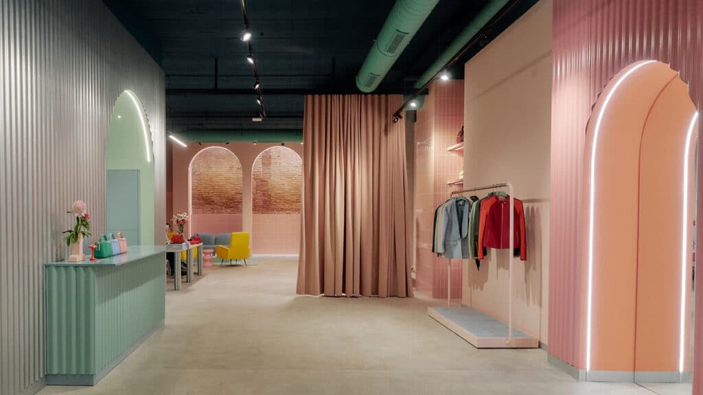 Moda en otra dimensión: Mietis abre un espacio de lujo en Barcelona