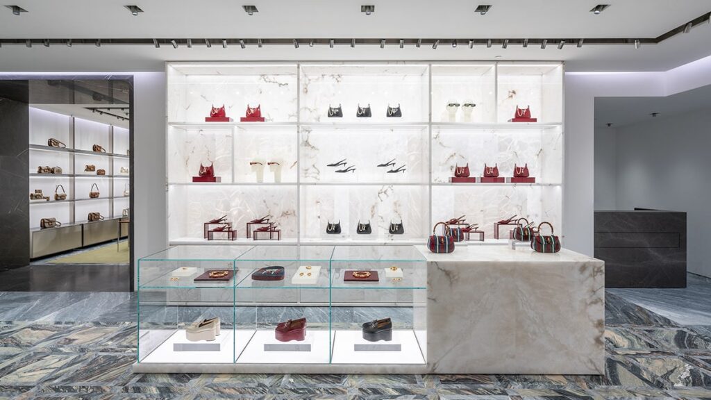 Gucci reabre su histórica boutique en la Via Napoleone de Milán