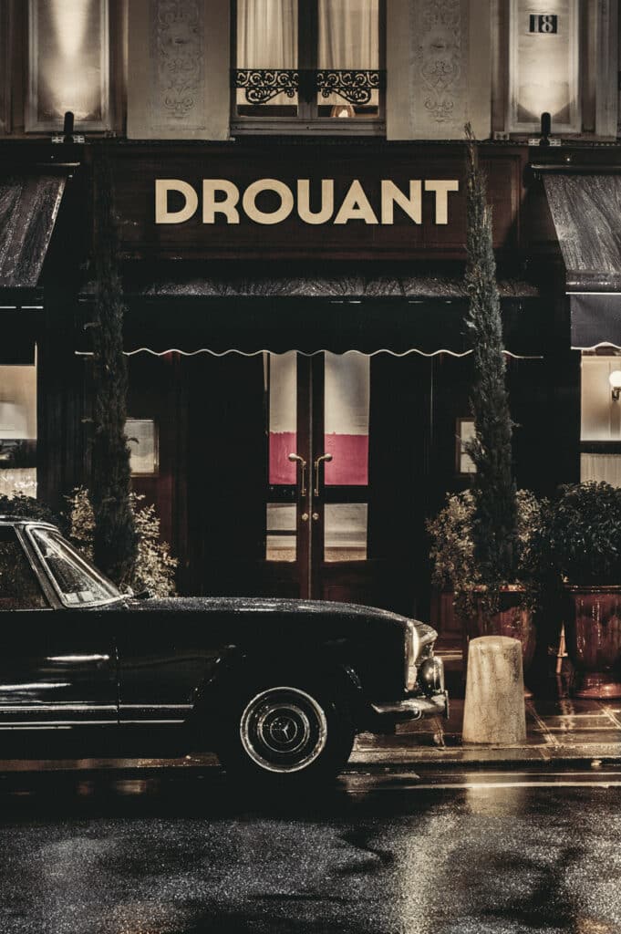 Fachada del restaurante Drouant, que admite reservas para vivir la experiencia Goncourt, que incluye la entrega al comensal del libro ganador.