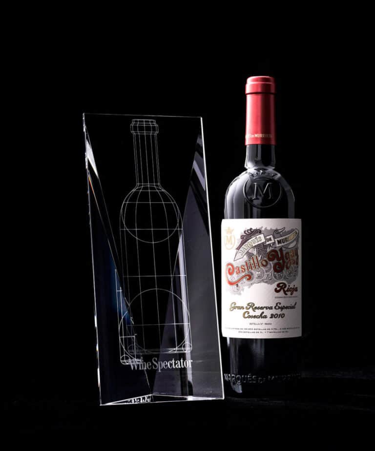 La publicación estadounidense nombra al vino español como el mejor del mundo, desbancando a los ejemplares franceses o italianos como ganadores del certamen. 