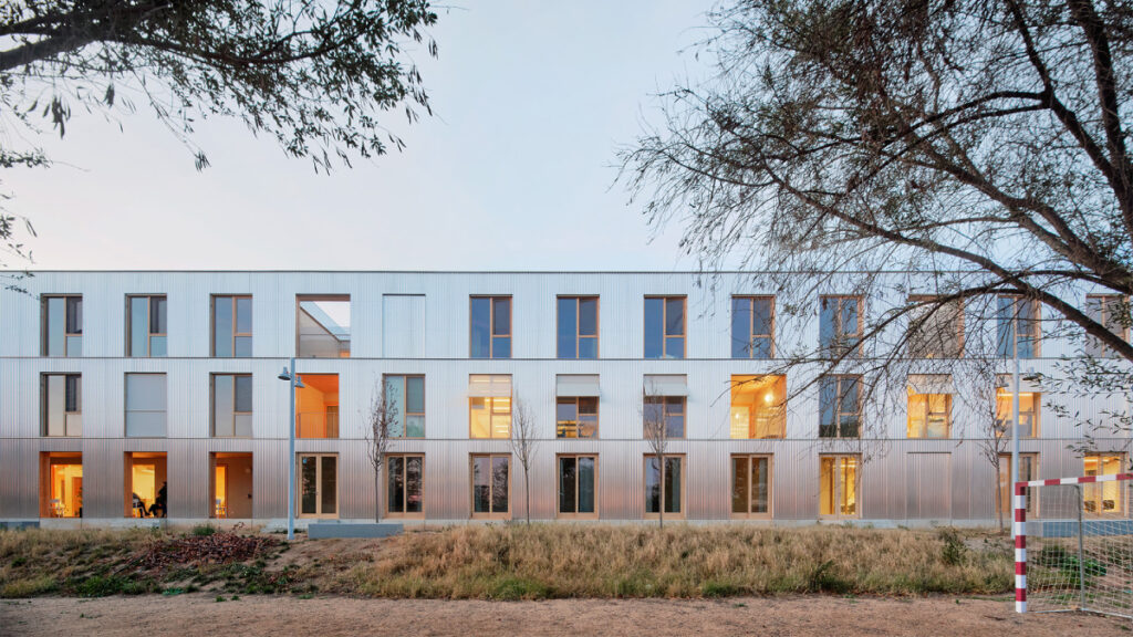 Centro de primera acogida para mujeres sin hogar. Premio Profesión: Valores profesionales y éticos. Premios ARQUITECTURA 2024.