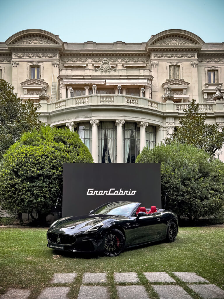 El GranCabrio de Maserati fue presentado el pasado 18 de julio en la Embajada de Italia.