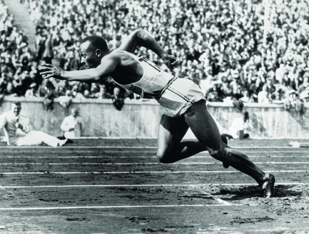 Jesse Owens en los Juegos de 1936.
