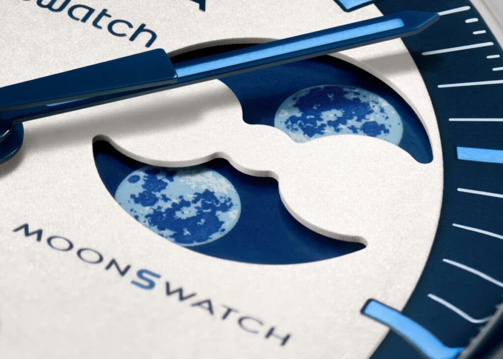 Bioceramic MoonSwatch MISSION TO THE SUPER BLUE MOONPHASE.