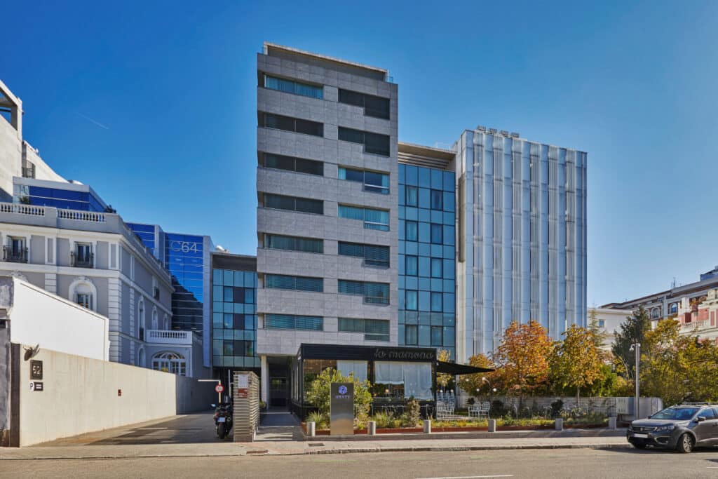 Apartamentos Hyatt Regency Madrid Residences en Paseo de la Castellana.