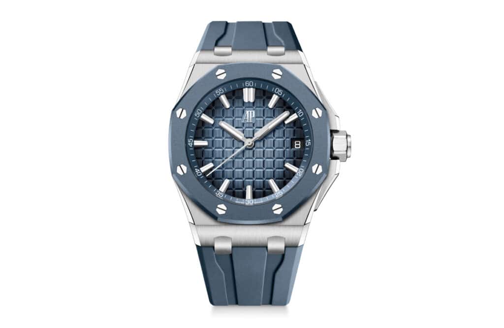 Reloj de la colección Royal Oak Offshore de Audemars Piguet con esfera “Méga Tapisserie” azul ahumado.