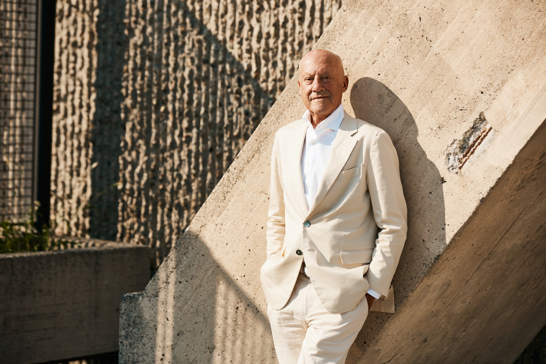 El arquitecto británico Norman Foster posa para Gentleman.