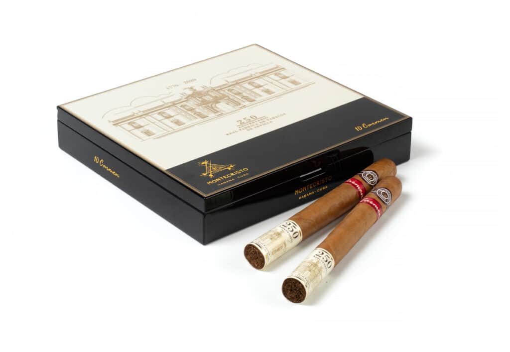 Estuche Montecristo Carmen 250 Aniversario Real Fábrica de Tabacos De Sevilla.