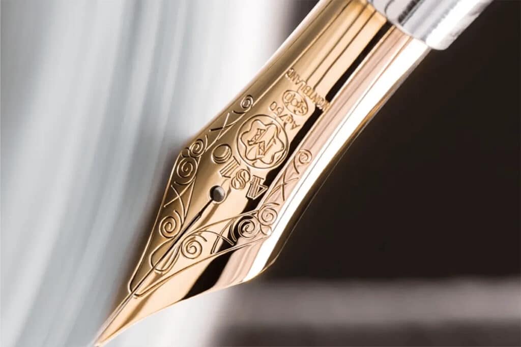 Montblanc lanza el concurso de escritura Let's Write.