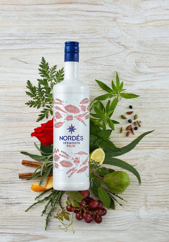 Nordés vermouth rojo.