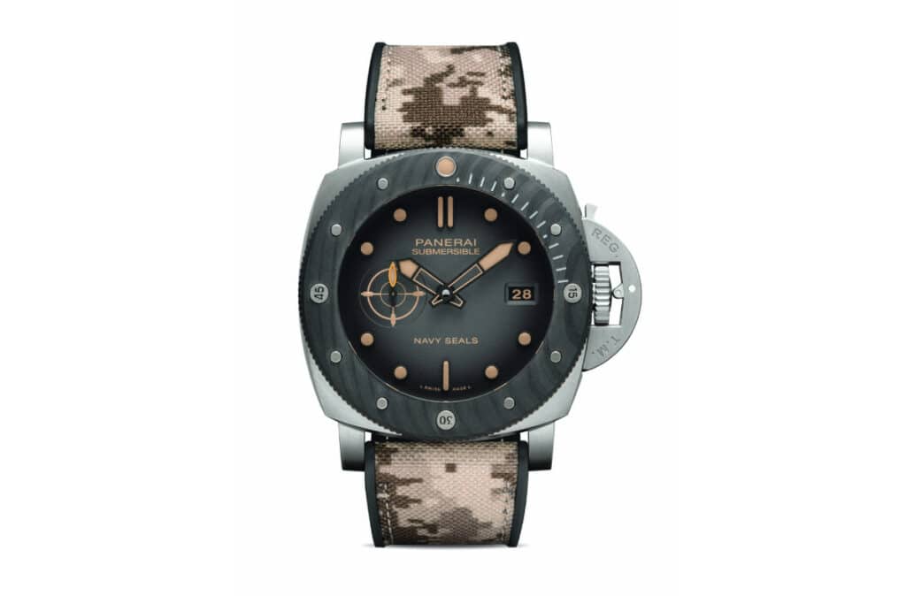 Submersible Navy SEALs Titanio PAM01669 de Panerai.