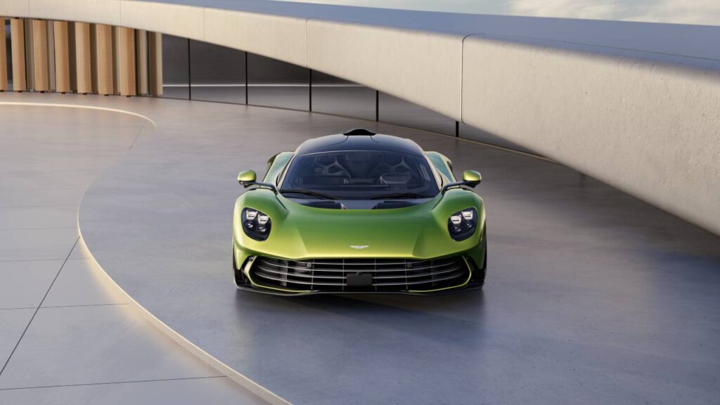 Aston Martin Valhalla: el superdeportivo del que solo se fabricarán 999 unidades 4 Aston Martin Valhalla 03