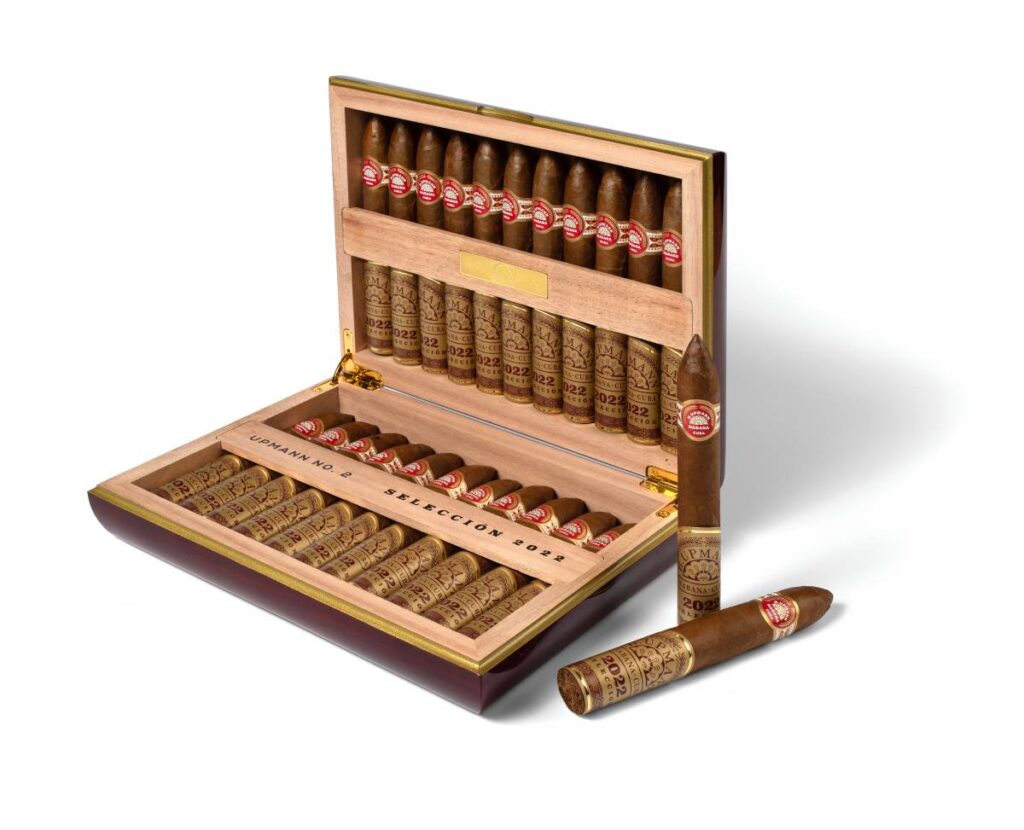 Estuche de Habanos Upmann No. 2.