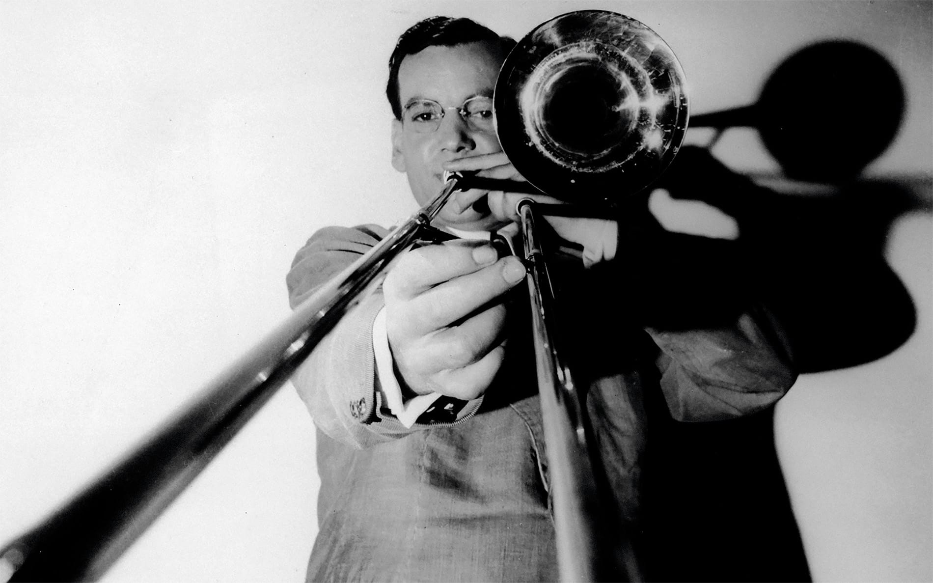 El trombonista Glenn Miller.