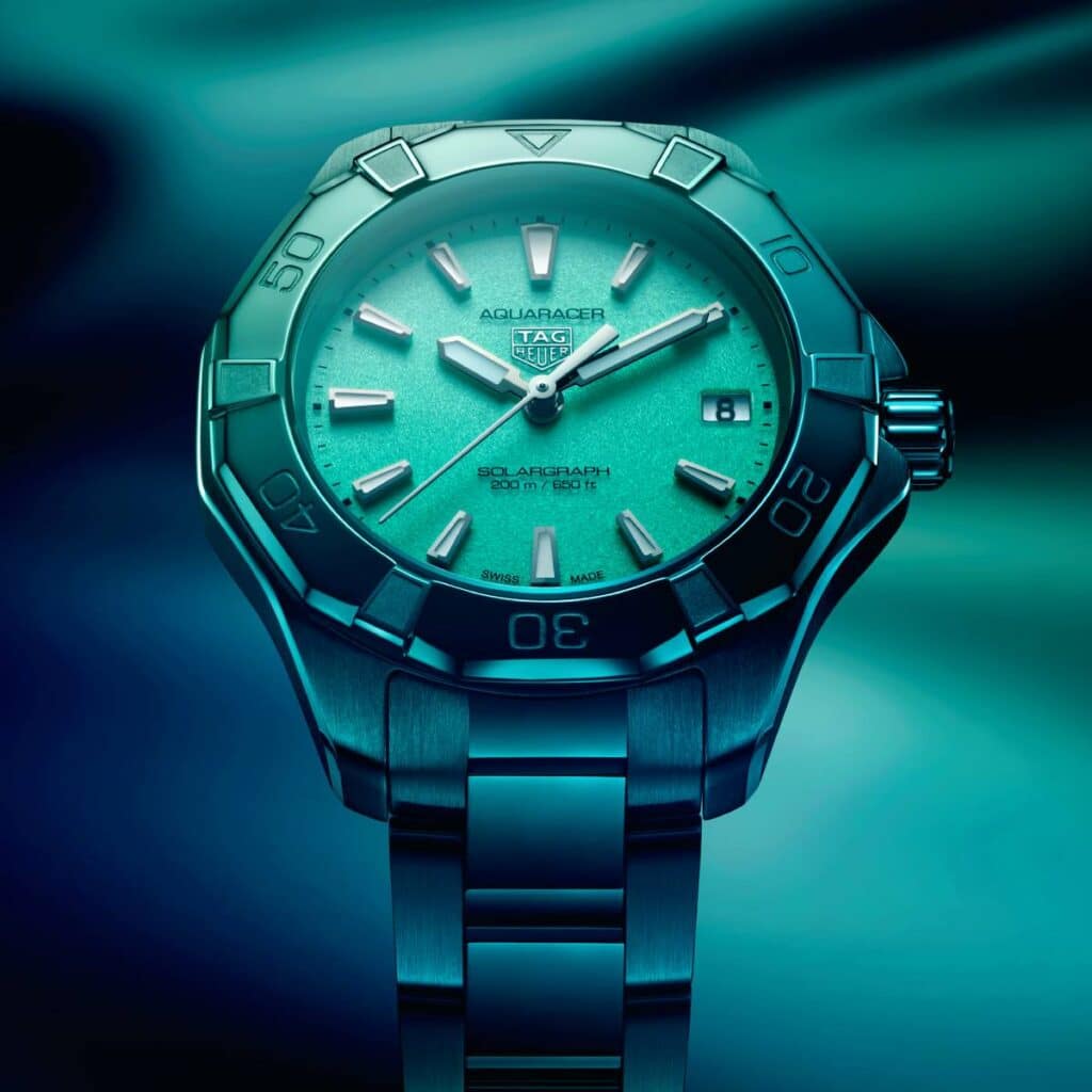 TAG Heuer renueva su línea Aquaracer Professional 200 Solargraph.