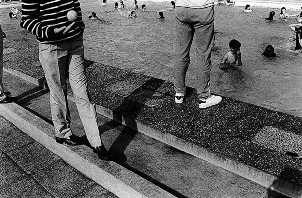 Fotografía en blanco y negro de Vari Caramés para la exposición Souvenir.