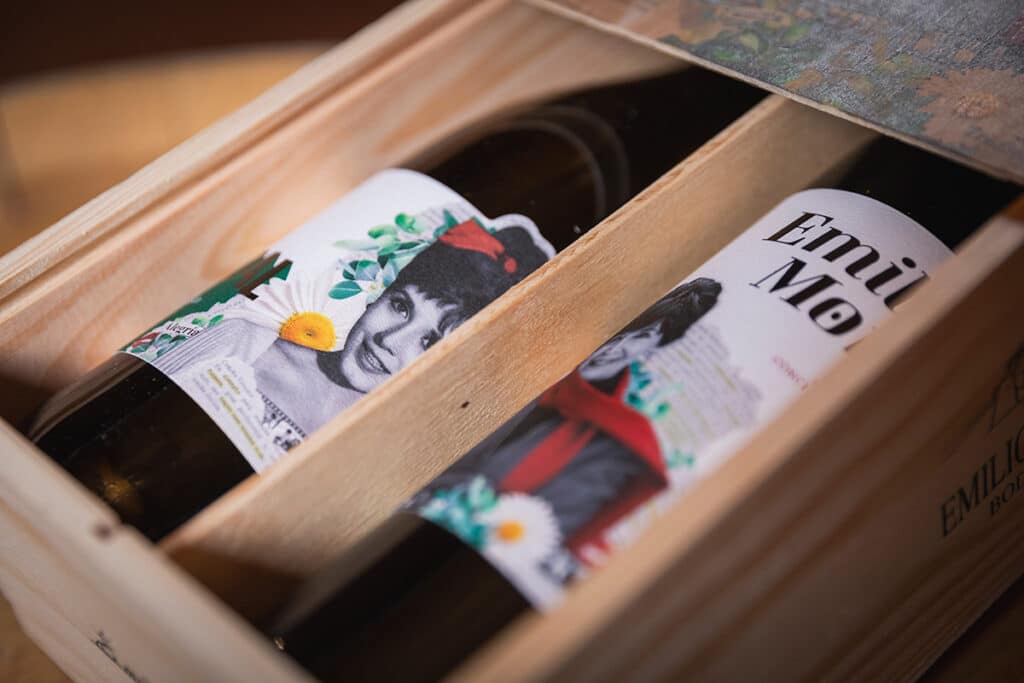 Estuche especial de Bodegas Emilio Moro dedicado a Concha Velasco.