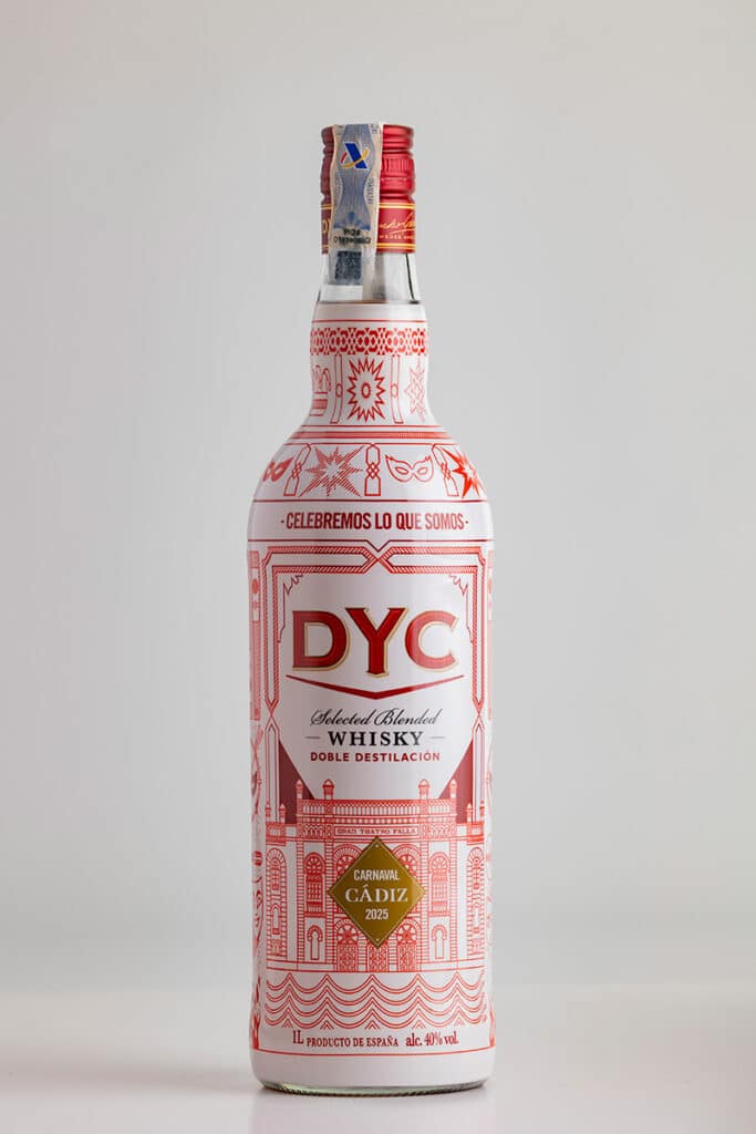 DYC rinde homenaje al Carnaval de Cádiz con su nueva edición limitada 2 Edición limitada de su DYC 5 en homenaje al Carnaval de Cádiz.