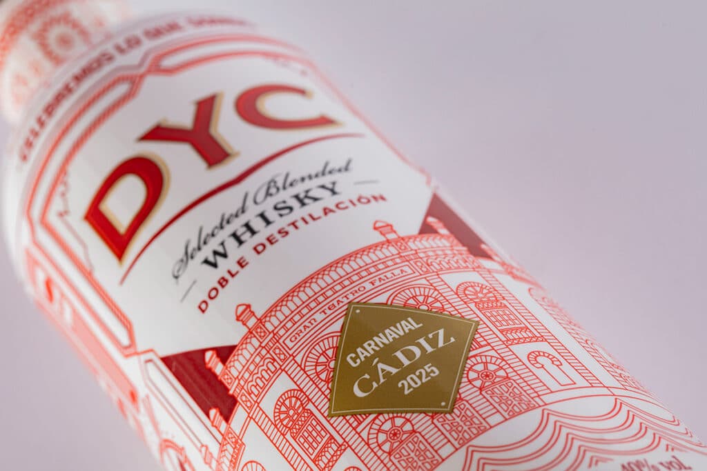 Edición limitada de su DYC 5 en homenaje al Carnaval de Cádiz.