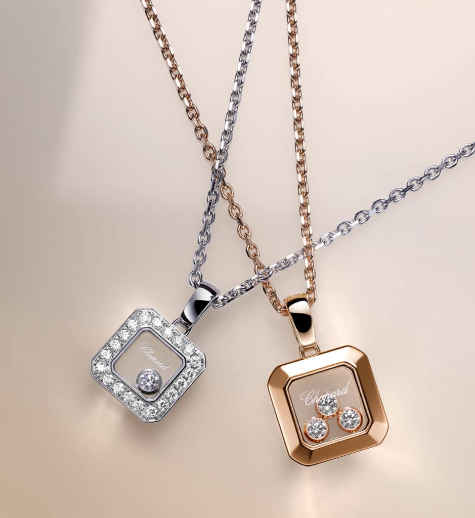 Chopard ilumina el Día de la Felicidad con brillantes creaciones 2 Colgantes Happy Diamonds Icons de Chopard.