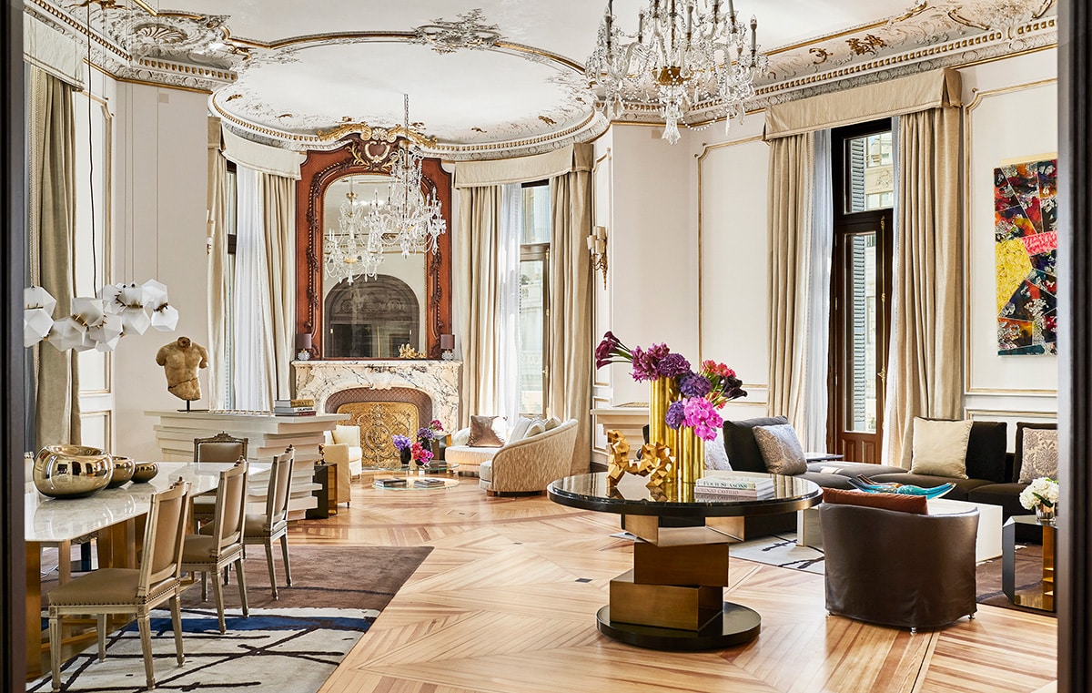 Secundino Hernández expondrá sus obras en el Four Seasons Hotel de Madrid 1 Suite Real del Four Seasons Hotel Madrid.