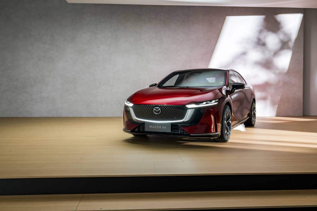 El nuevo Mazda6e, disponible en preventa por menos de 40.000 euros 1 El nuevo Mazda6e, disponible en preventa por menos de 40.000 euros.