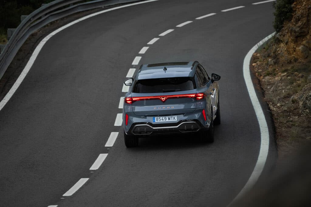 CUPRA Terramar e-HYBRID.