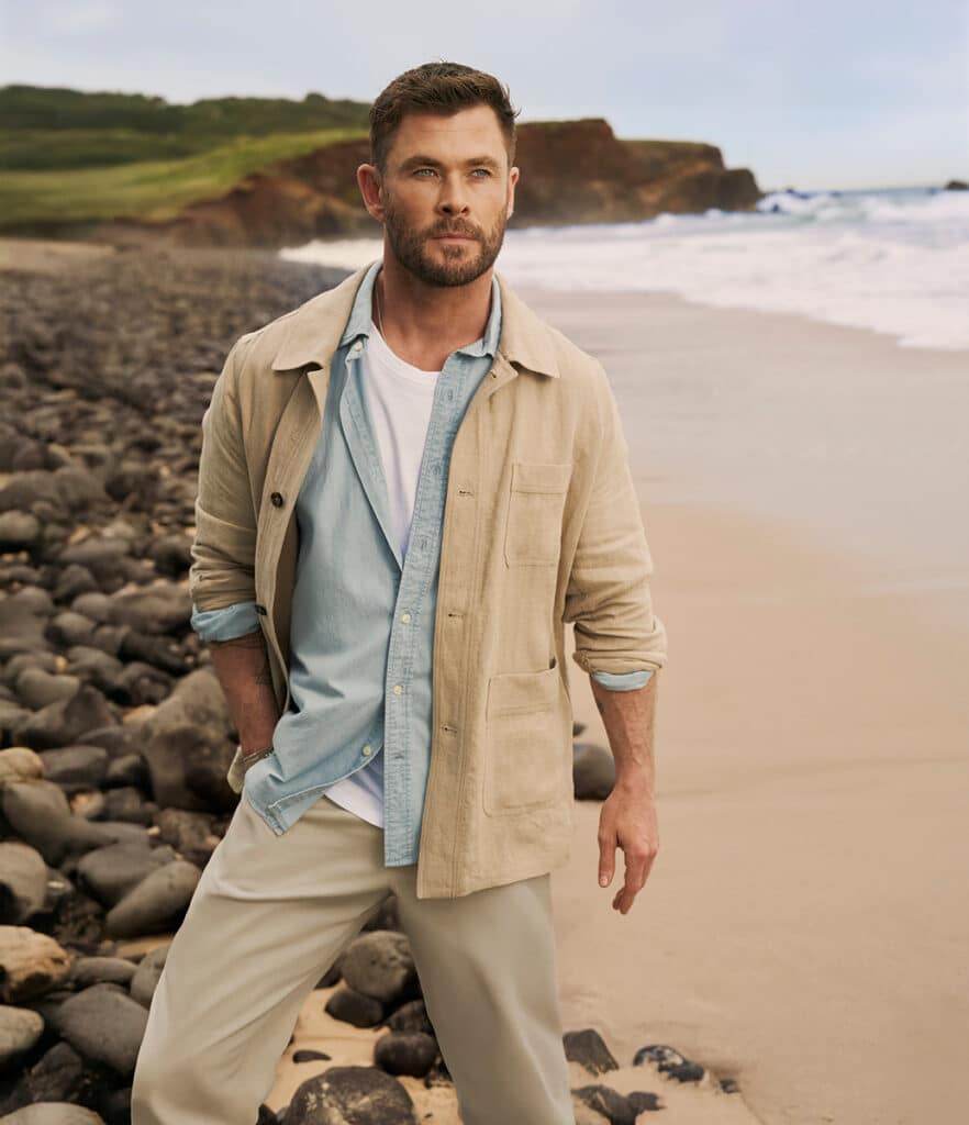 Chris Hermsworth para la campaña primavera/verano 2025 de Emidio Tucci para El Corte Inglés.