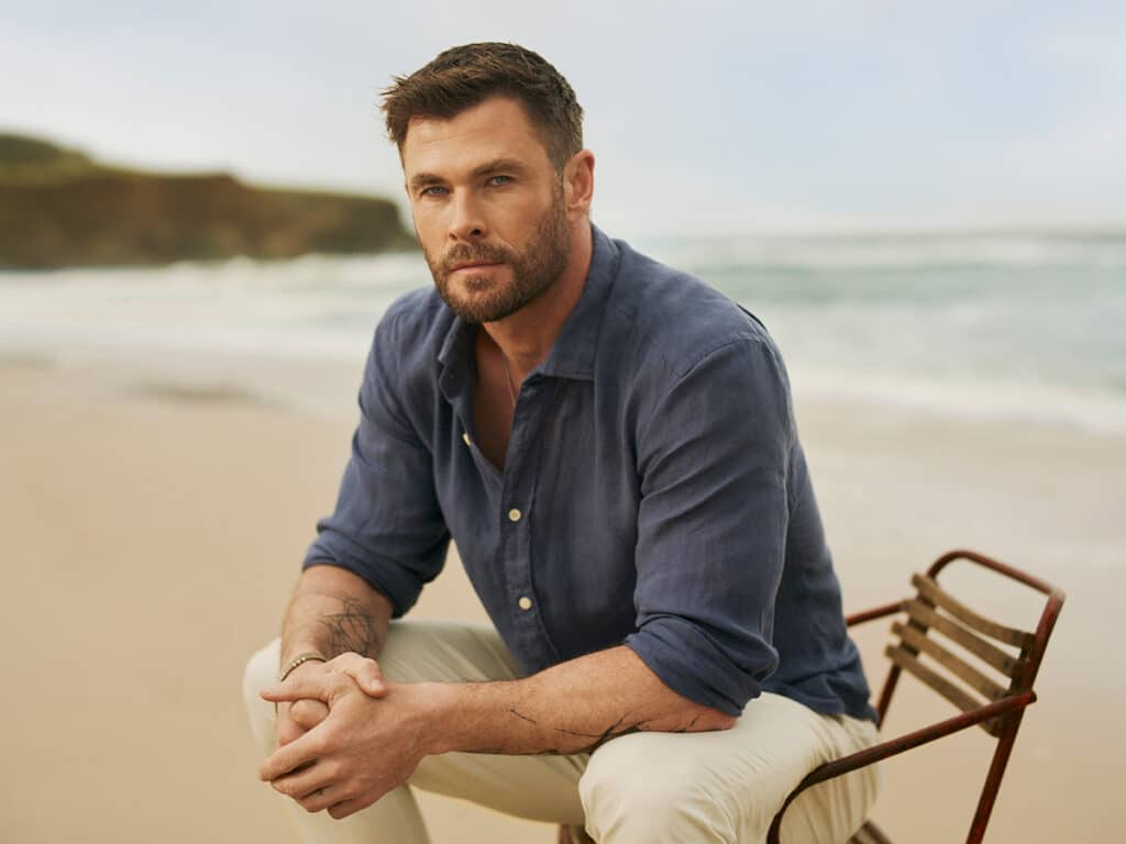 Chris Hermsworth para la campaña primavera/verano 2025 de Emidio Tucci para El Corte Inglés.