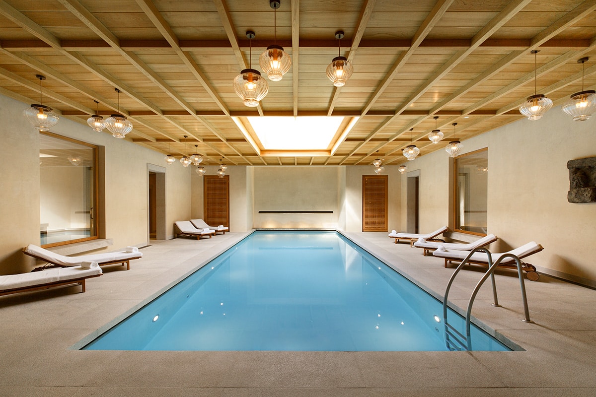 Spa Sommelier: una propuesta exclusiva para el Día de la Madre 1 Piscina interior de Santuario Wellness & Spa.