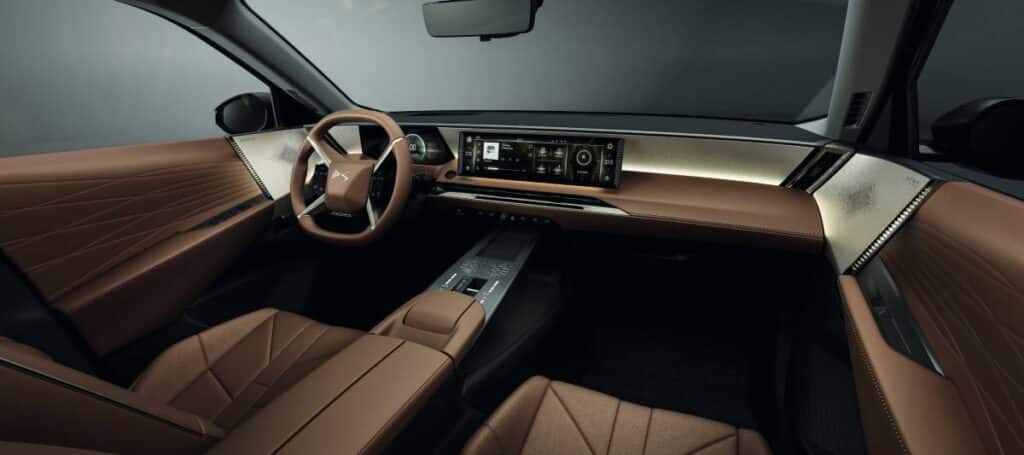 DS Nº8: elegancia eléctrica y confort absoluto en su máxima expresión 2 DS nº8 de DS automobiles.
