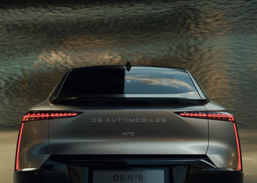 DS Nº8: elegancia eléctrica y confort absoluto en su máxima expresión 3 DS nº8 de DS automobiles.