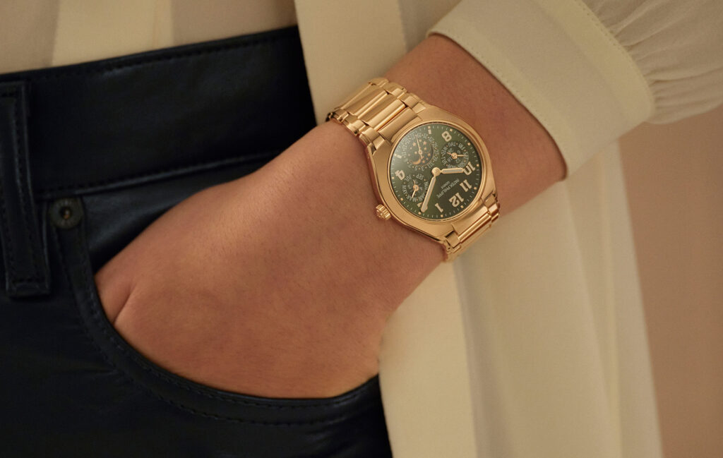 Patek Philippe lanza el primer Twenty~4 con calendario perpetuo.