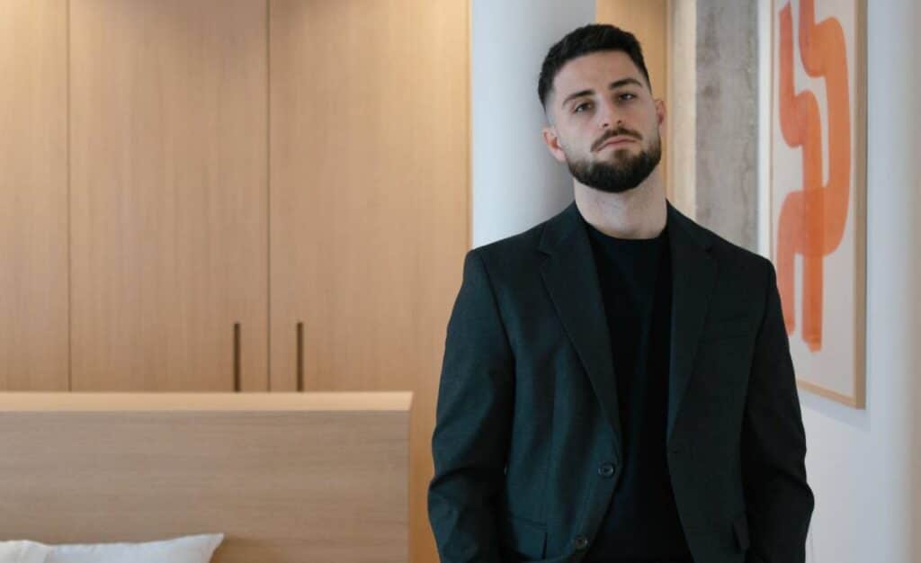 Javier Osés, brand manager y cofundador de Calienzo.
