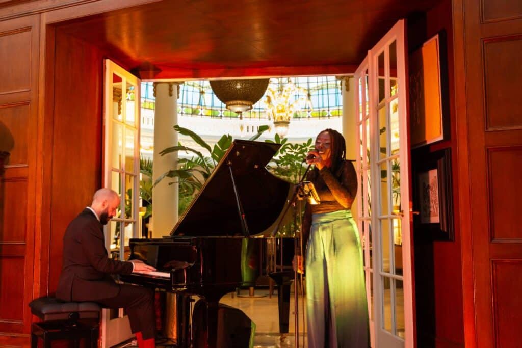 The Palace Hotel, Madrid revive el glamour de los años 20 con Prohibition Nights en el 27 Club 3 The Palace Hotel Madrid revive el glamour de los años 20 con Prohibition Nights en el 27 Club.