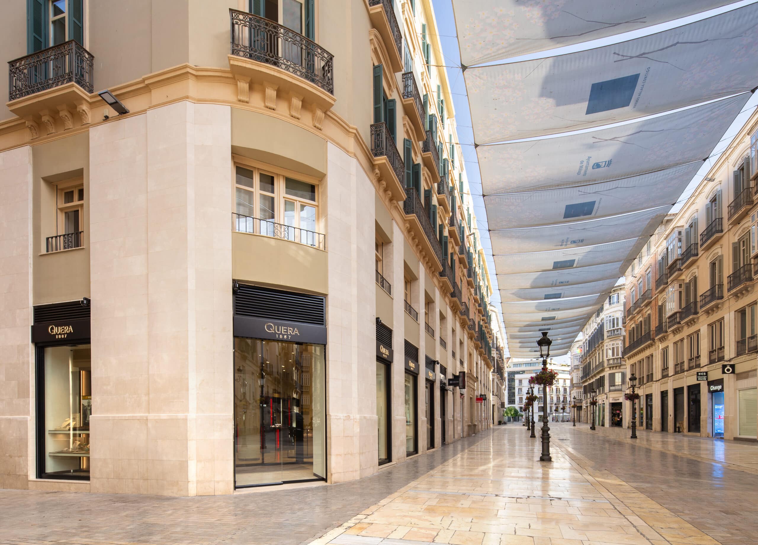 Quera, la joyería centenaria que Conquista España 1 Entrada de la boutique de Quera en Málaga.