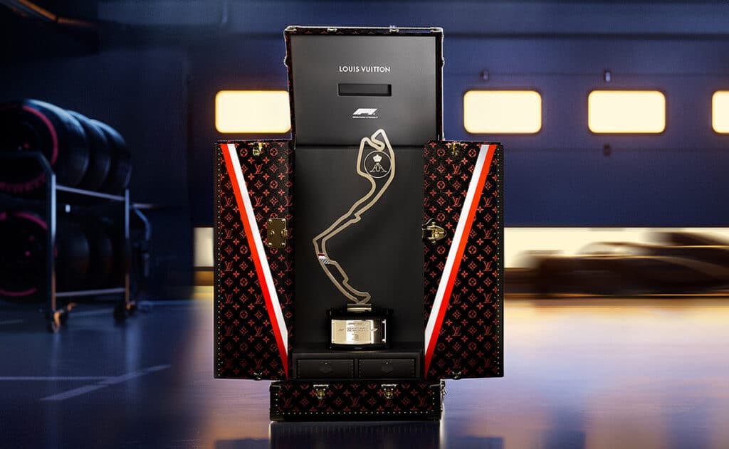 LOUIS VUITTON presenta su baúl trofeo Grand Prix de Mónaco 2025 de Formula 1 ®.