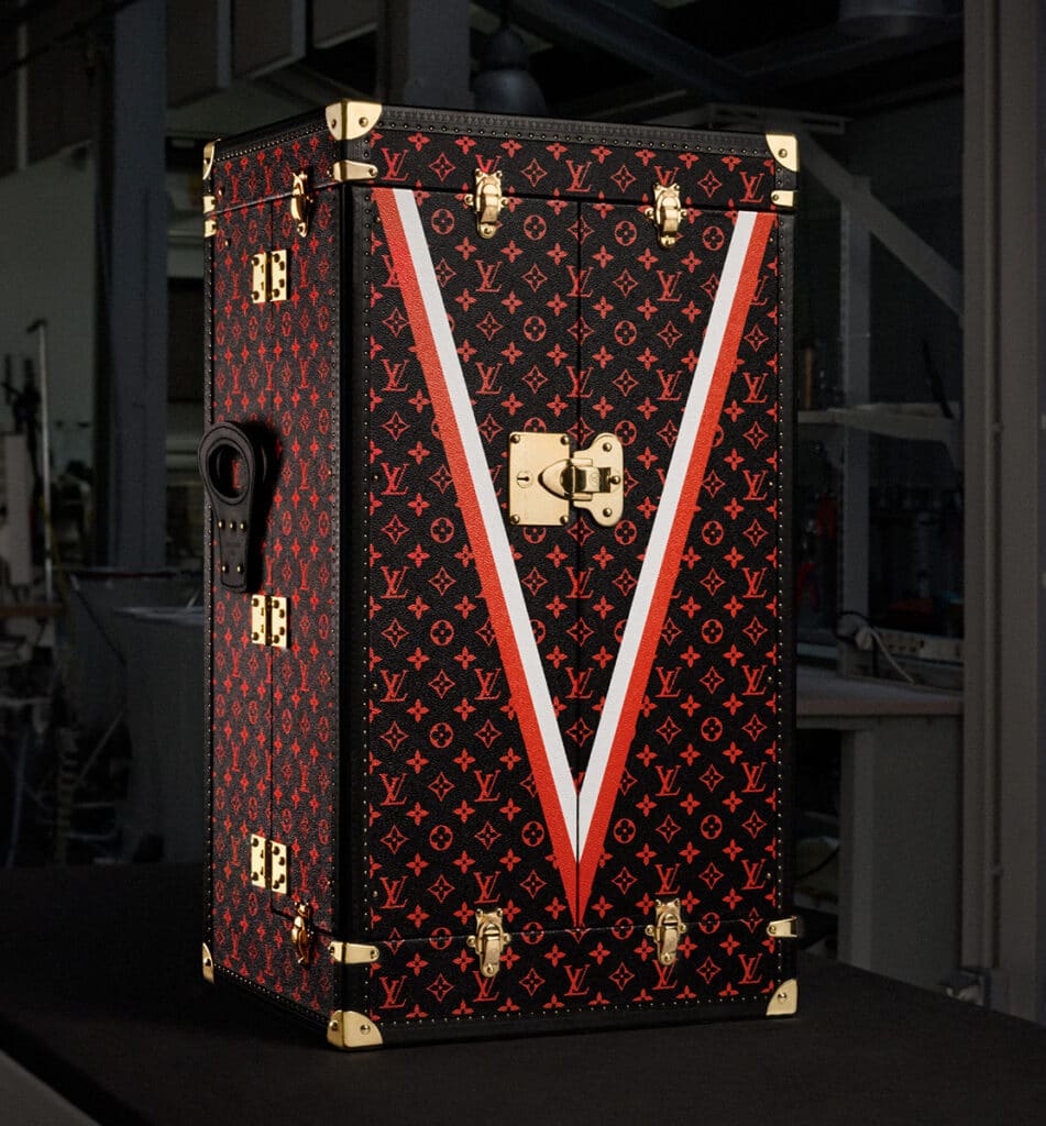LOUIS VUITTON presenta su baúl trofeo Grand Prix de Mónaco 2025 de Formula 1 ® 2 LOUIS VUITTON presenta su baúl trofeo Grand Prix de Mónaco 2025 de Formula 1 ®.