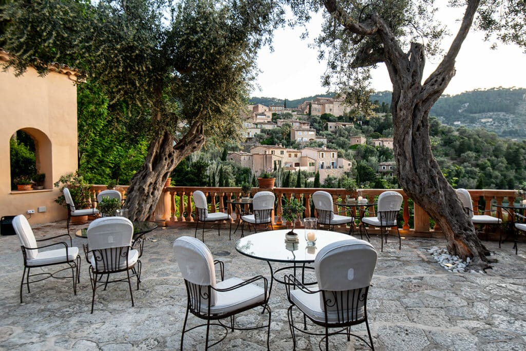 Moët & Chandon presenta su Grand Vintage 2016 en el corazón de la Serra de Tramuntana 3 Moët & Chandon presenta su Grand Vintage 2016 en el hotel La Residencia, en Belmond (Mallorca).